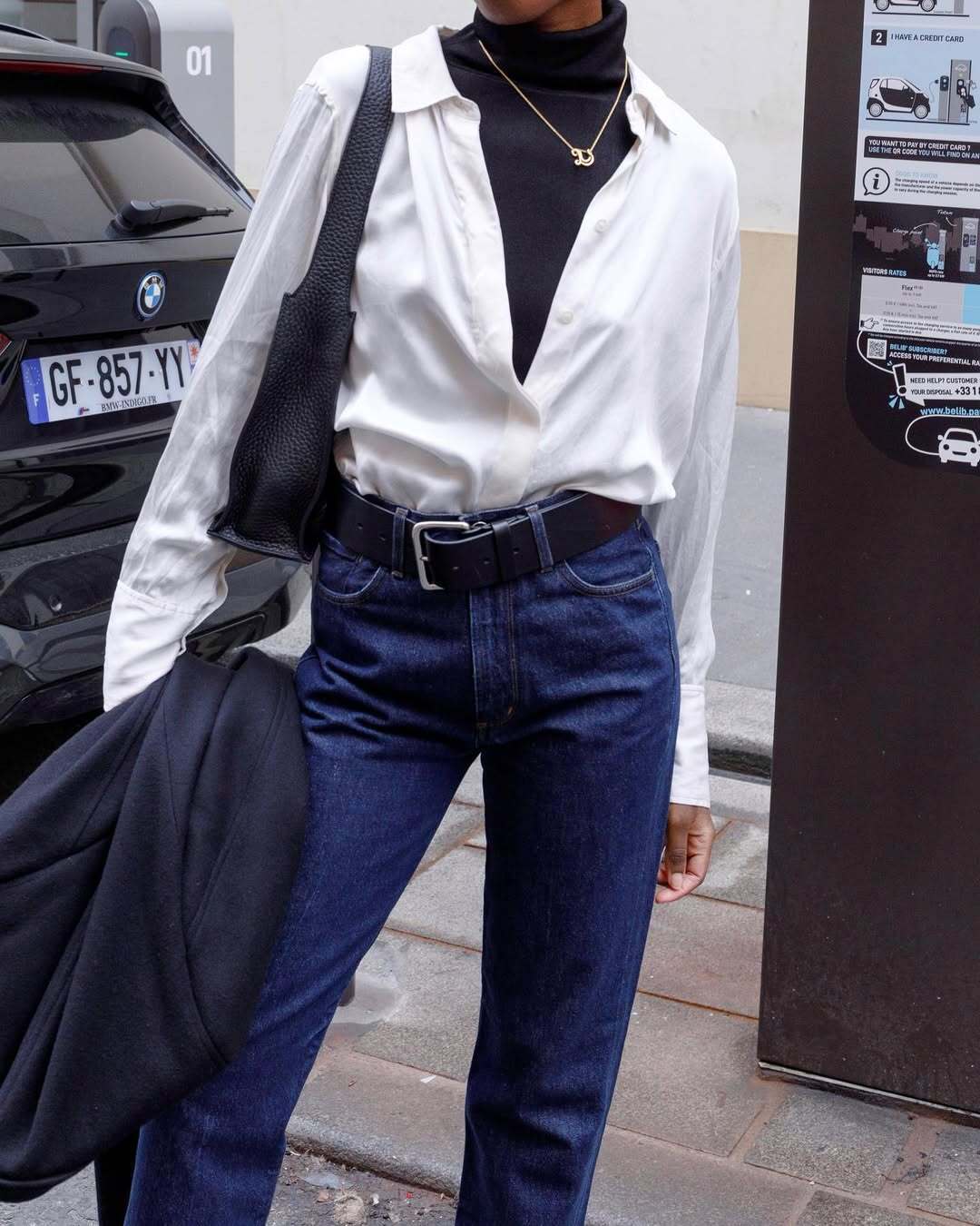 Француженки рекомендують: три способи стильно носити джинси цієї осені