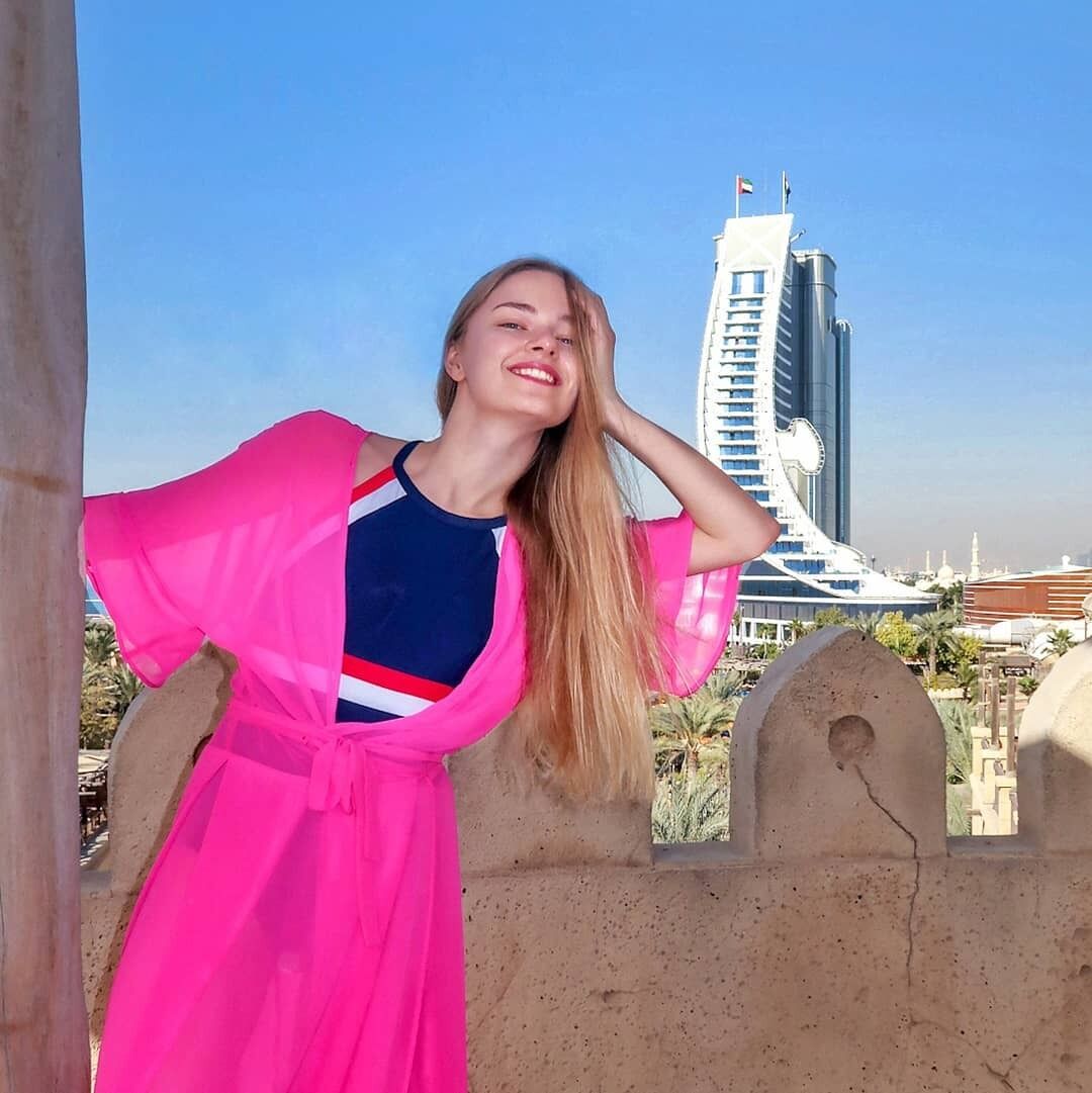 Друг блогера-миллионницы Наты Лайм, которая прыгнула с балкона, раскрыл подробности трагедии и место захоронения: у нее было психическое расстройство