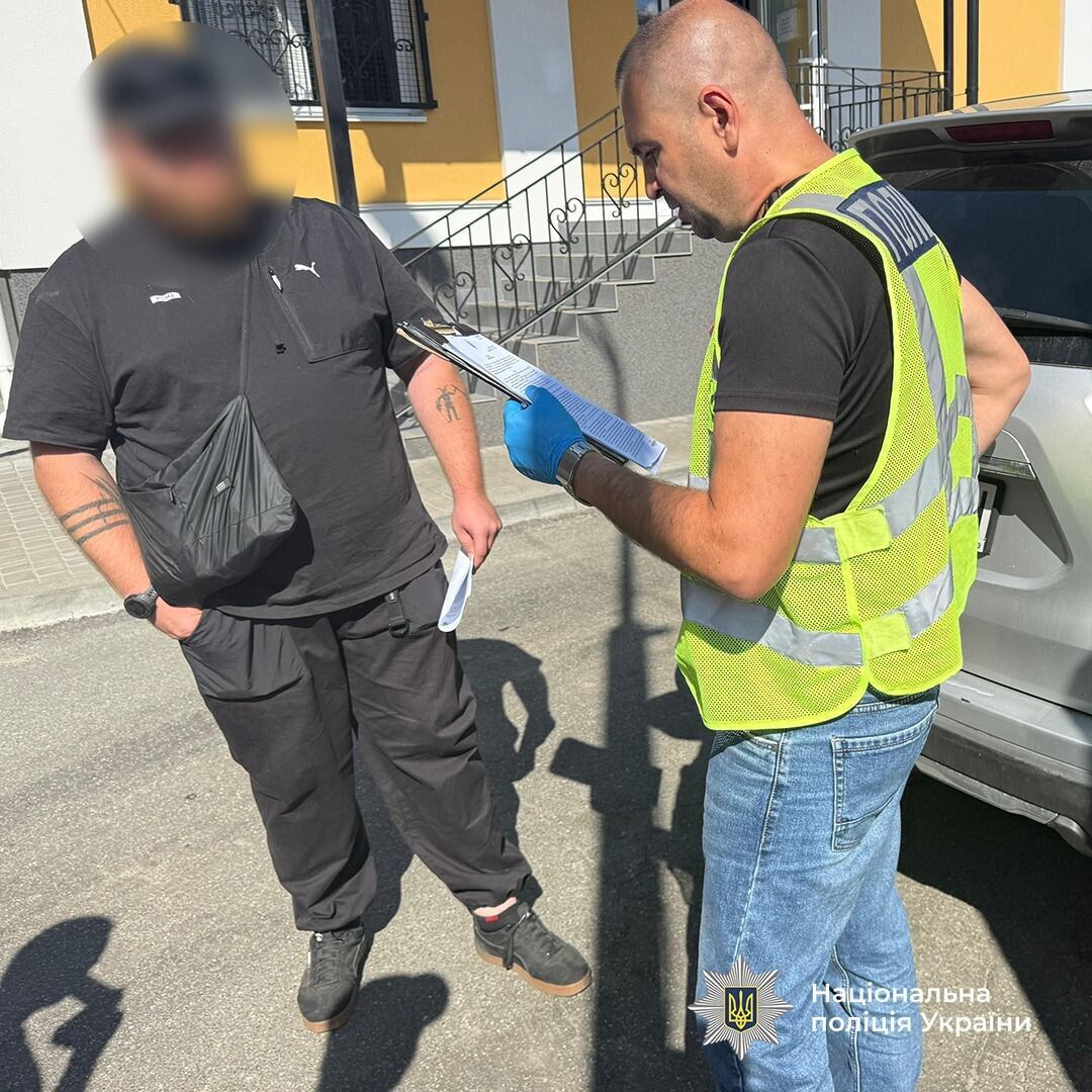 Заробляли на збуті кокаїну в комендантську годину до $500 тис. щомісяця: у кількох регіонах України затримали злочинців. Фото та відео