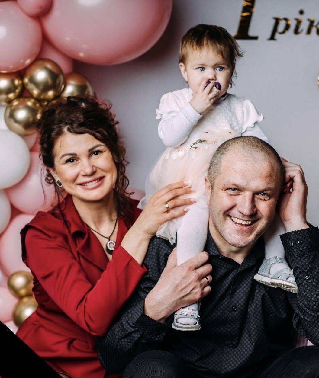 У Харкові РФ вбила три покоління родини: найменшій дитині було лише півтора року. Фото