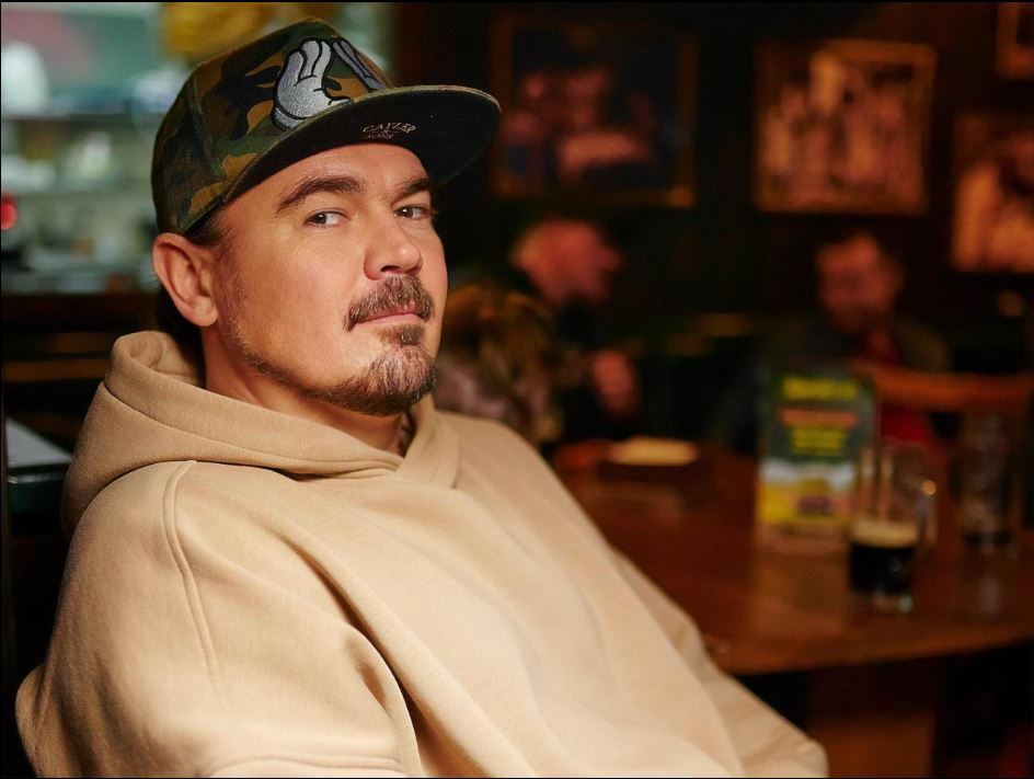 "Ну що, ці ще стоять на Майдані?" Фагот – про бійку в Києві з артистами із РФ, дружбу зі зрадницею Єгоровою та брата в Харкові, що сумує за СРСР