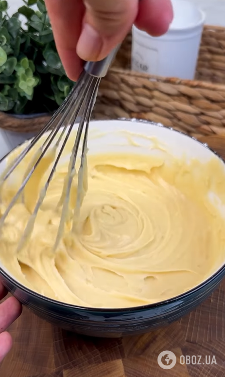 Обязательно приготовьте к чаю в этом сезоне: вкусный пирог с сочными персиками и крошкой