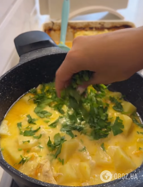 С чем вкусно потушить картошку на обед: рецепт, который понравится всем