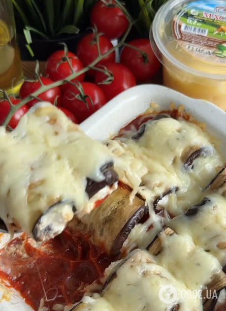 Запеченные рулетики из баклажанов под сыром: как приготовить вкусное сезонное блюдо