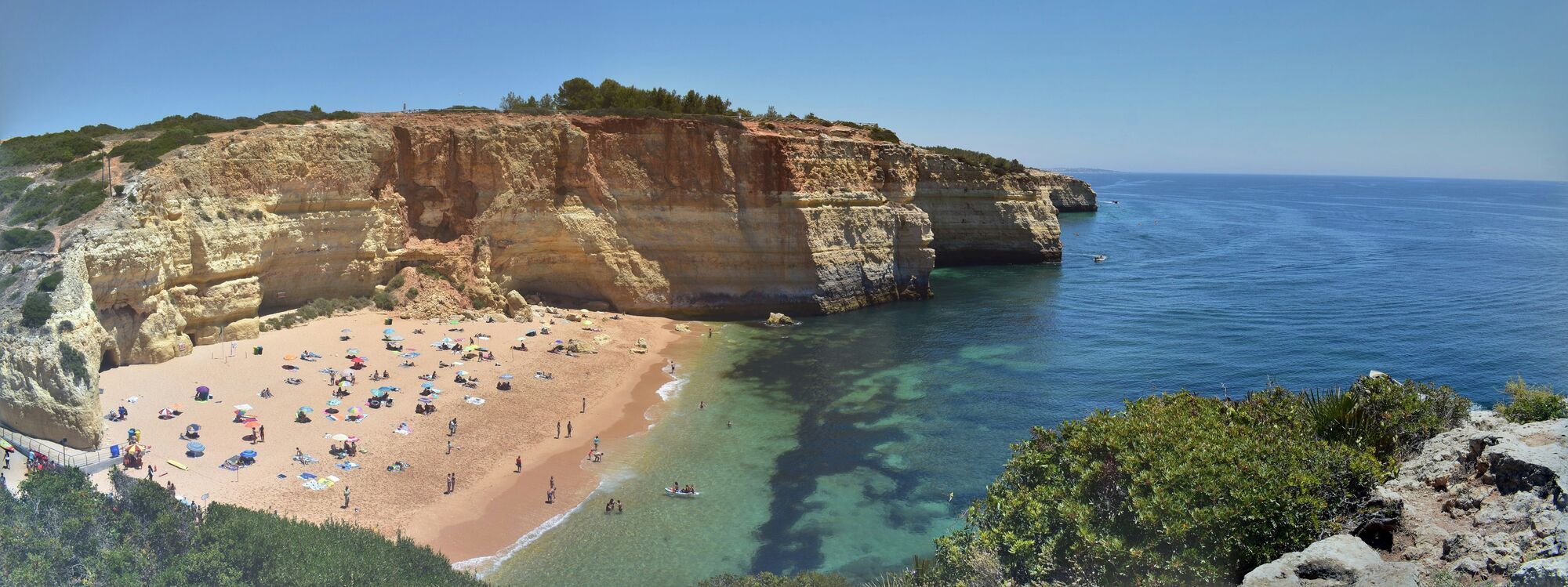 Гораздо меньше людей и ниже цены: названы лучшие альтернативы Майорки