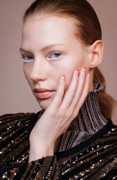 Какой маникюр выбрать осенью-2025: горячие хиты