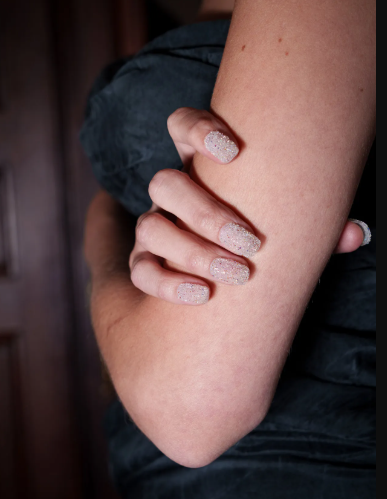 Какой маникюр выбрать осенью-2025: горячие хиты