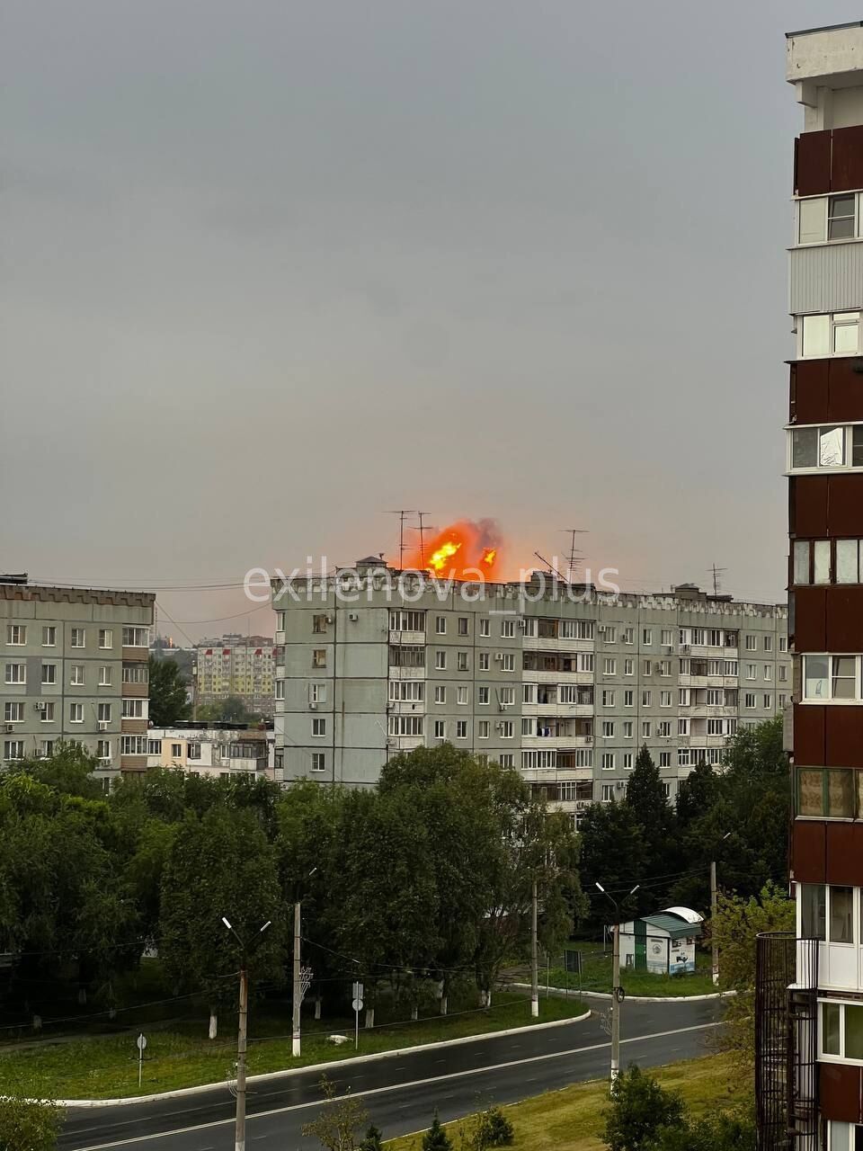 Подтверждено попадание: в Генштабе раскрыли данные о результатах атаки на нефтеперерабатывающие заводы и другие стратегические объекты в России. Фото и видео