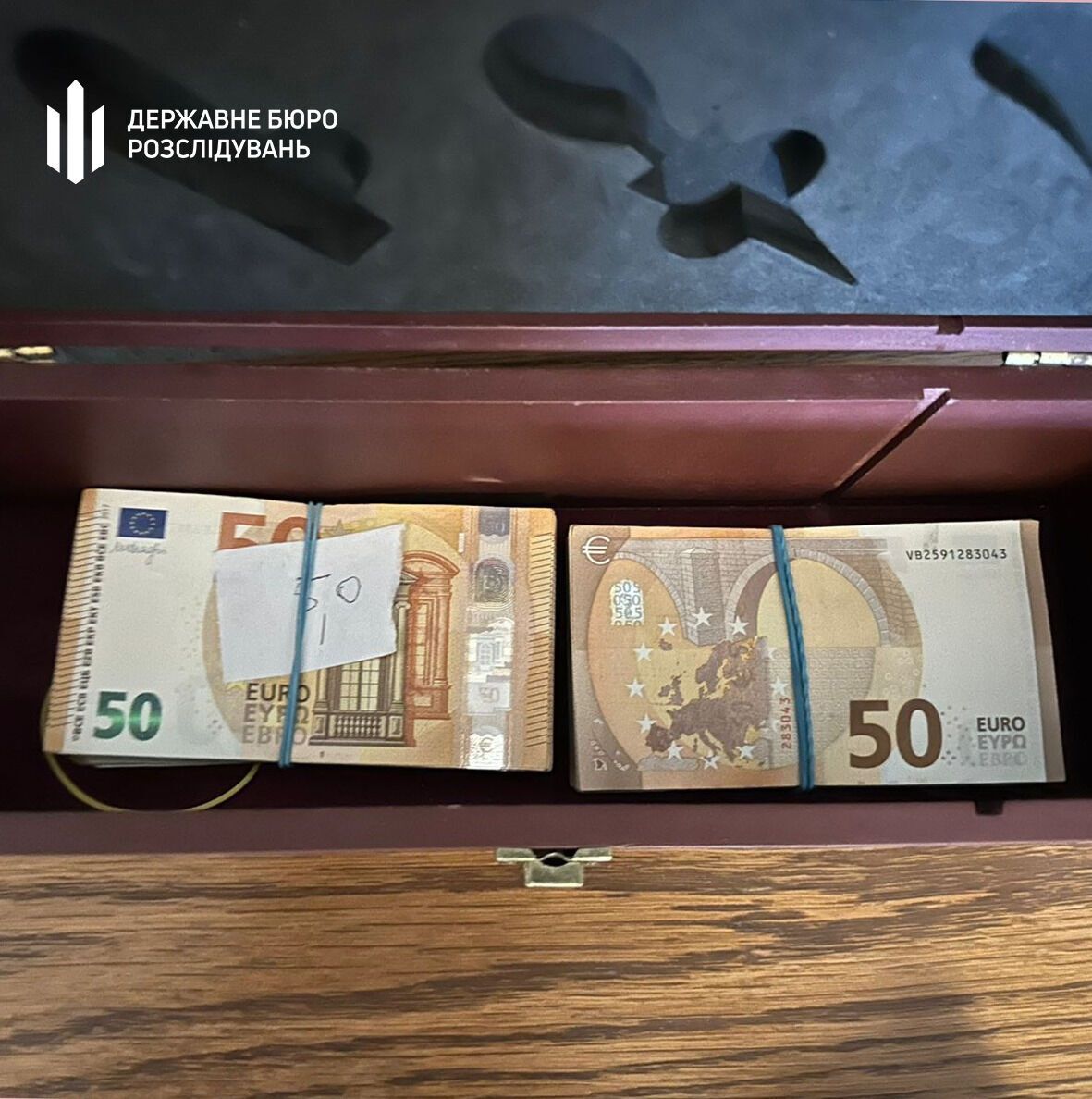 Змушував підлеглих зводити йому будинки: ДБР повідомило про підозру ексначальнику ДСНС на Вінниччині. Фото