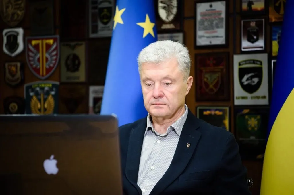 Порошенко на саміті ЄНП назвав фактори ефективних гарантій безпеки для України