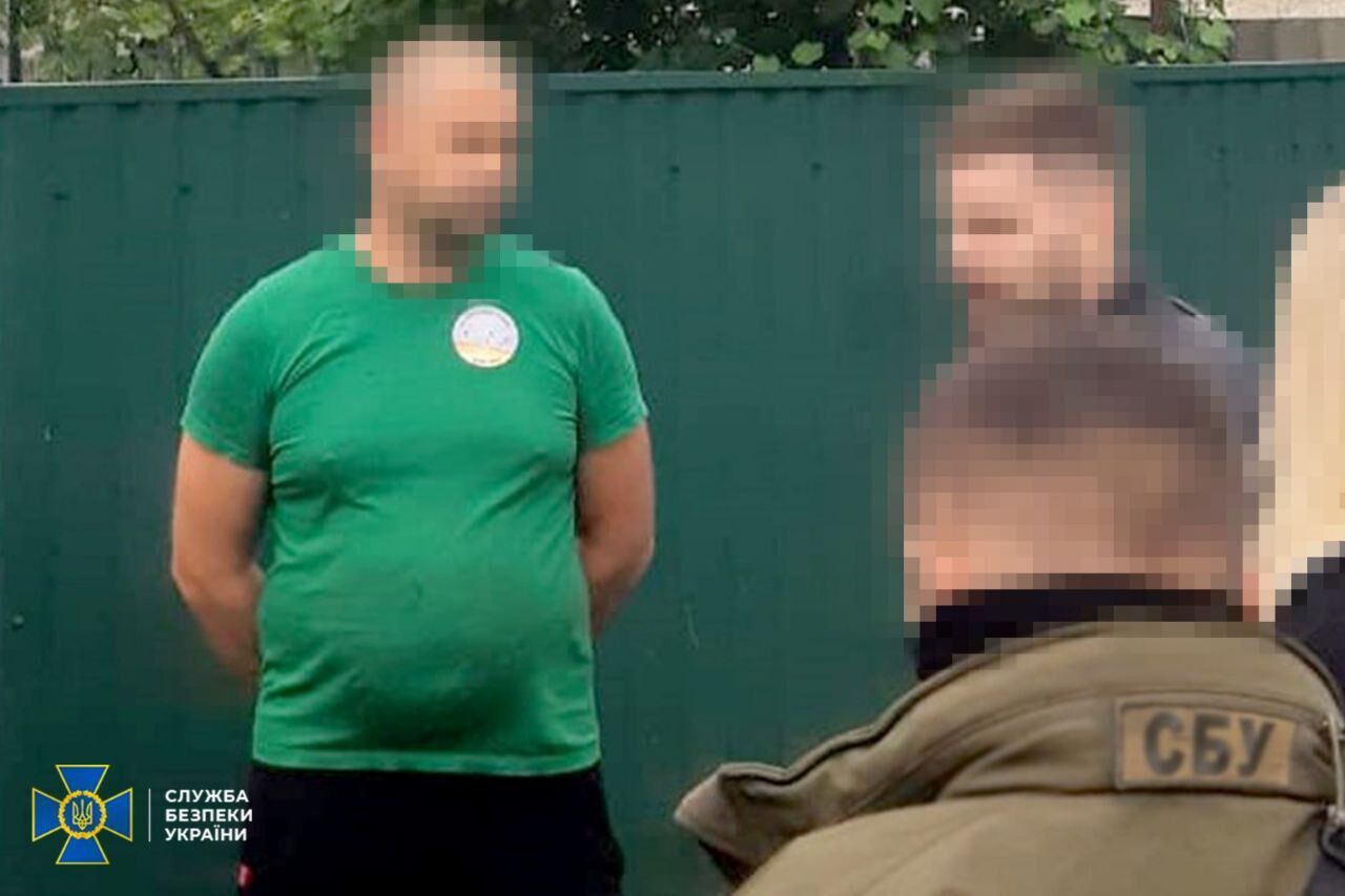 "Сливали" врагу данные и наводили огонь: СБУ задержала двух российских информаторов. Фото