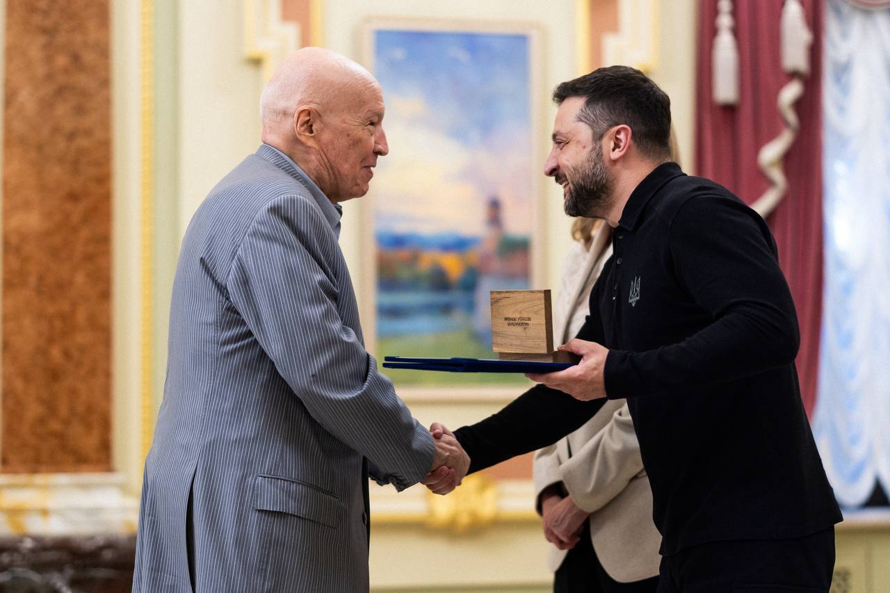 Зеленський вручив відзнаки "Національна легенда України" з нагоди Дня Незалежності. Фото й відео