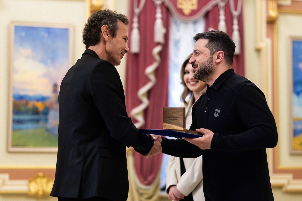 Зеленський вручив відзнаки "Національна легенда України" з нагоди Дня Незалежності. Фото й відео