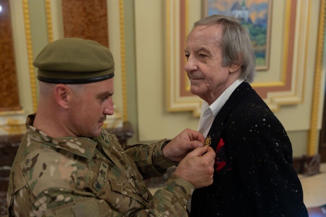 Сын Василия Зинкевича впервые пролил свет на семейную драму в жизни маэстро: что произошло между ним и женой и почему певец один воспитывал детей