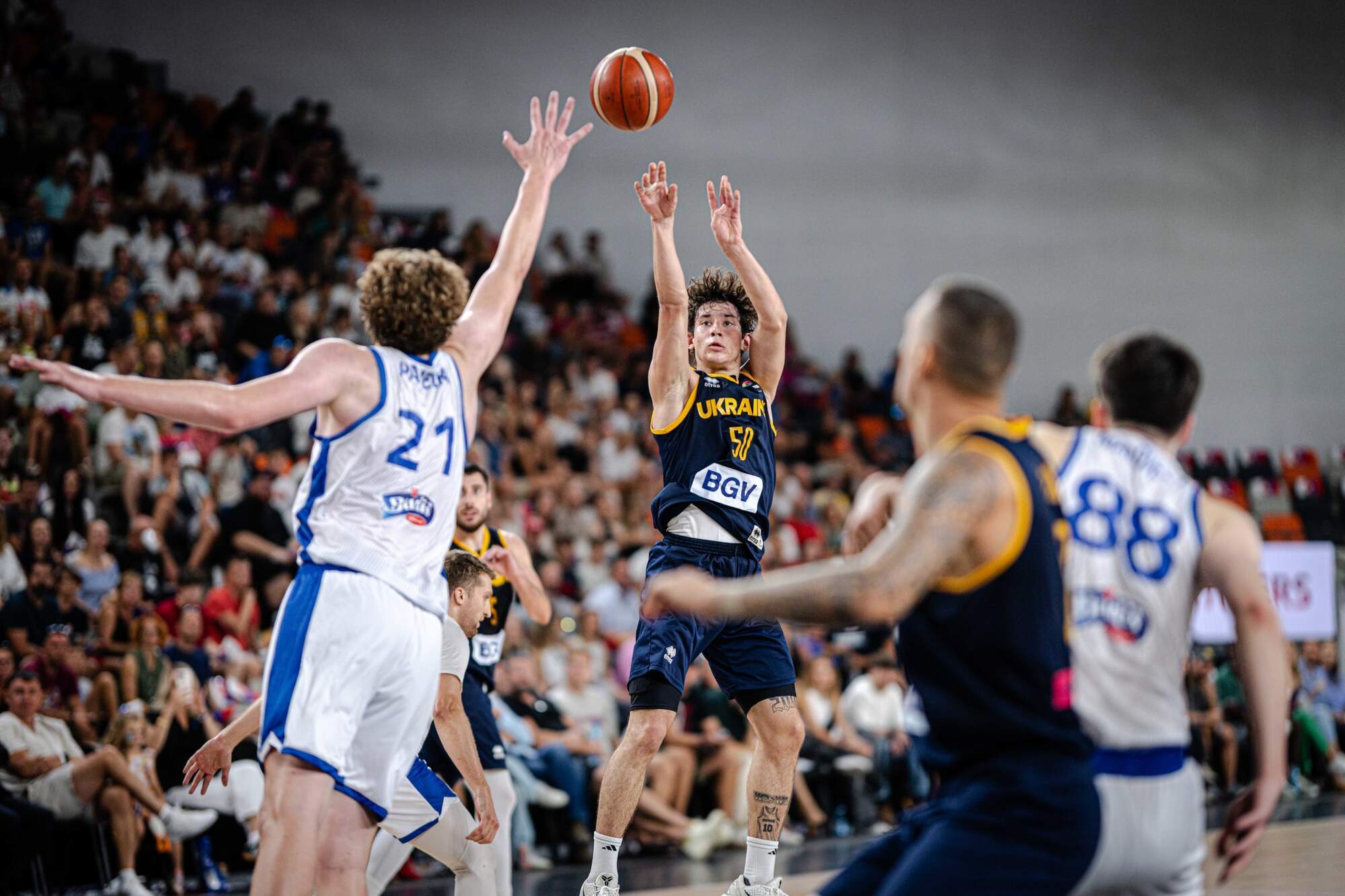 Игрок сборной Украины установил исторический рекорд результативности в матче пре-квалификации ЧМ-2027 по баскетболу. Видео