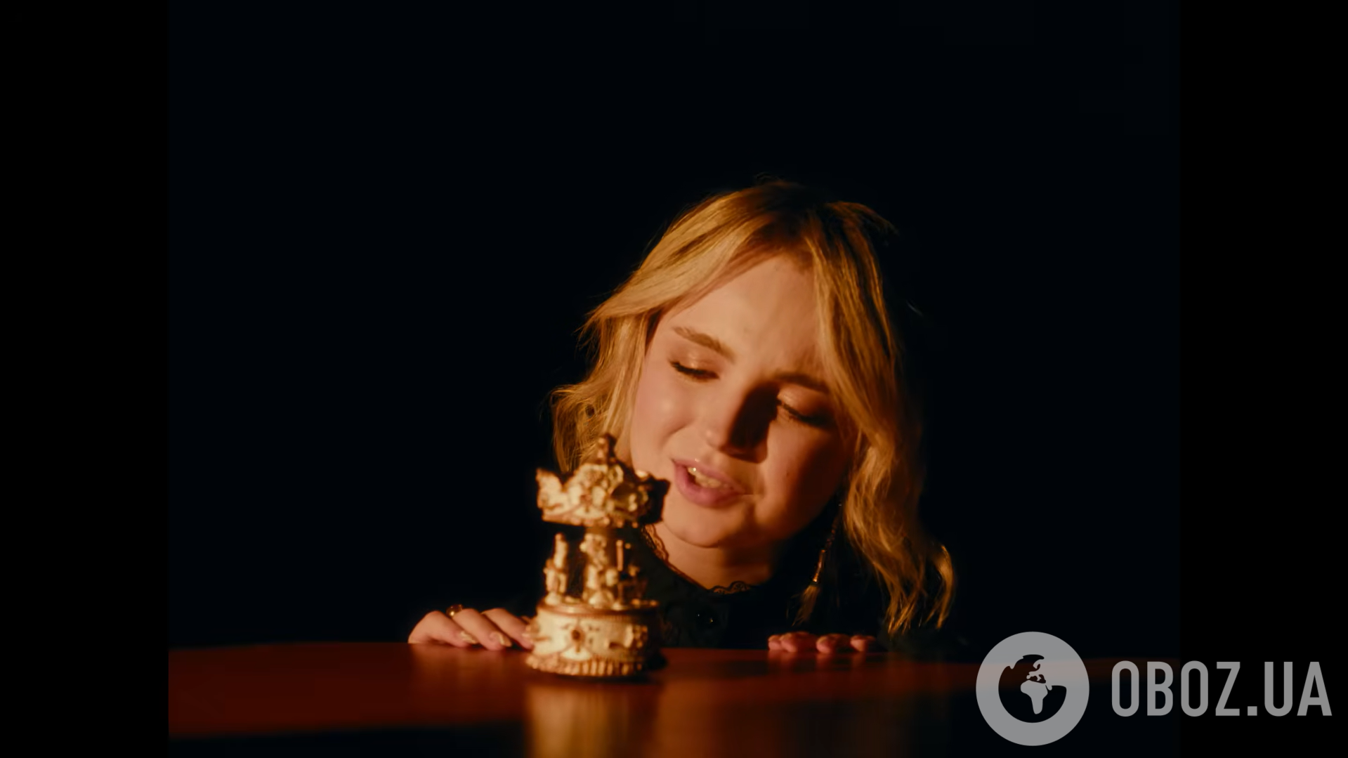 "Напоминает принцессу Диану в юности": Klavdia Petrivna поразила кардинальной сменой имиджа и новой прической. Фото