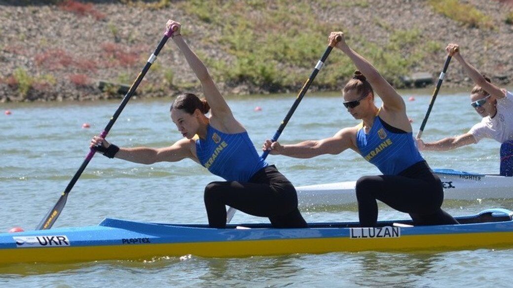 Украинки вырвали первое "золото" чемпионата мира по гребле, а россиянок не пустили на пьедестал в Милане