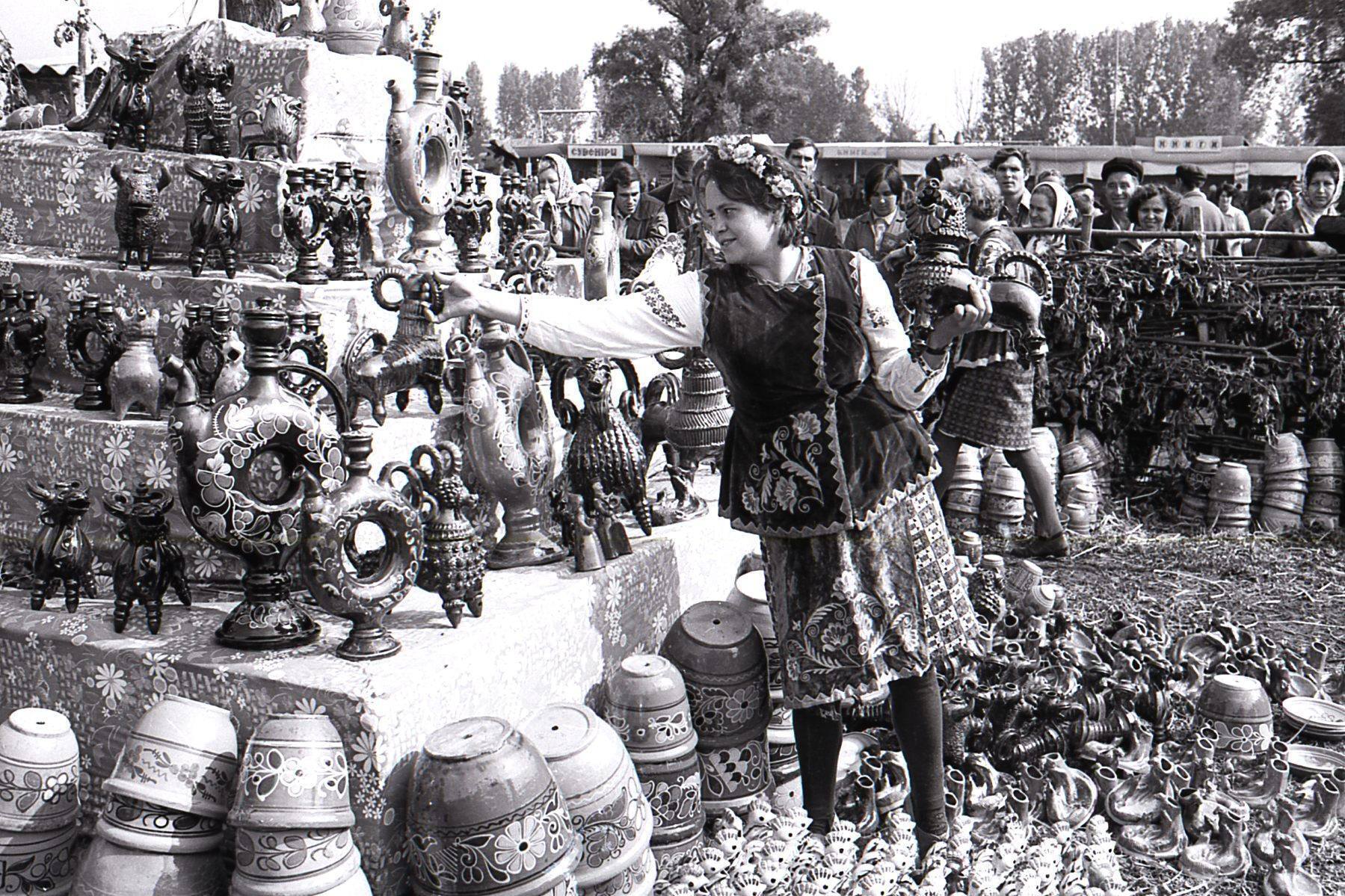 В сети показали Сорочинскую ярмарку в 70-х: колоритные фото