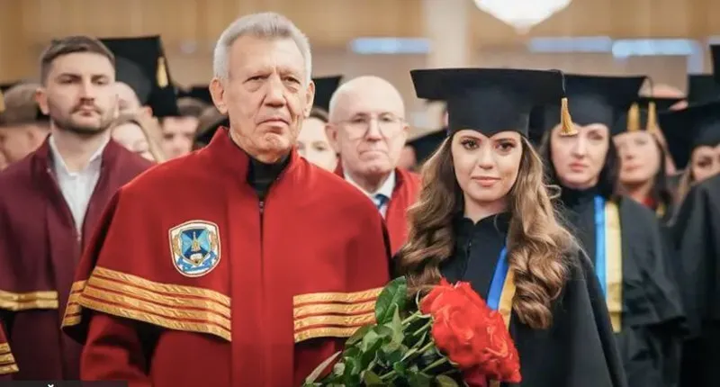 Фото з Путіним на столі та зв'язки з владою: Винницький назвав керівників відомих вишів, які хитрістю закріпилися на місцях