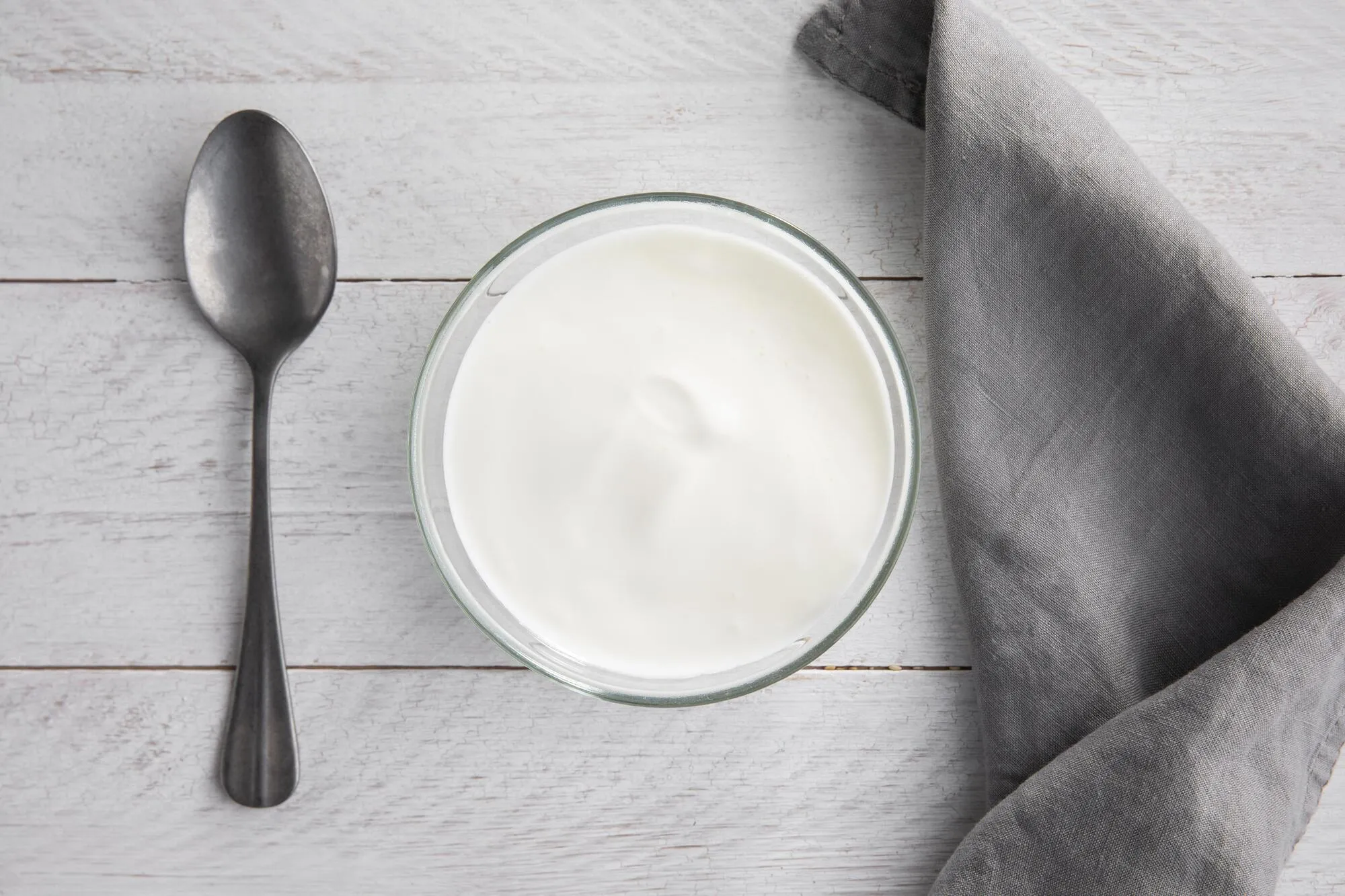 Без майонеза и колбасы: как вкусно приготовить салат ''Оливье'', чтобы он был диетическим