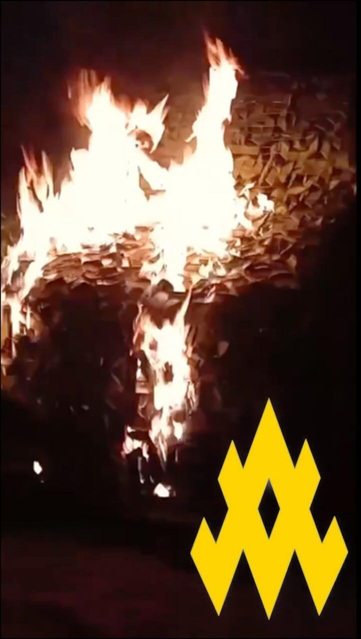 Оккупанты на Херсонщине жгут свою технику, чтобы не идти на позиции: в "Атеш" раскрыли данные о саботаже в рядах врага. Фото и видео