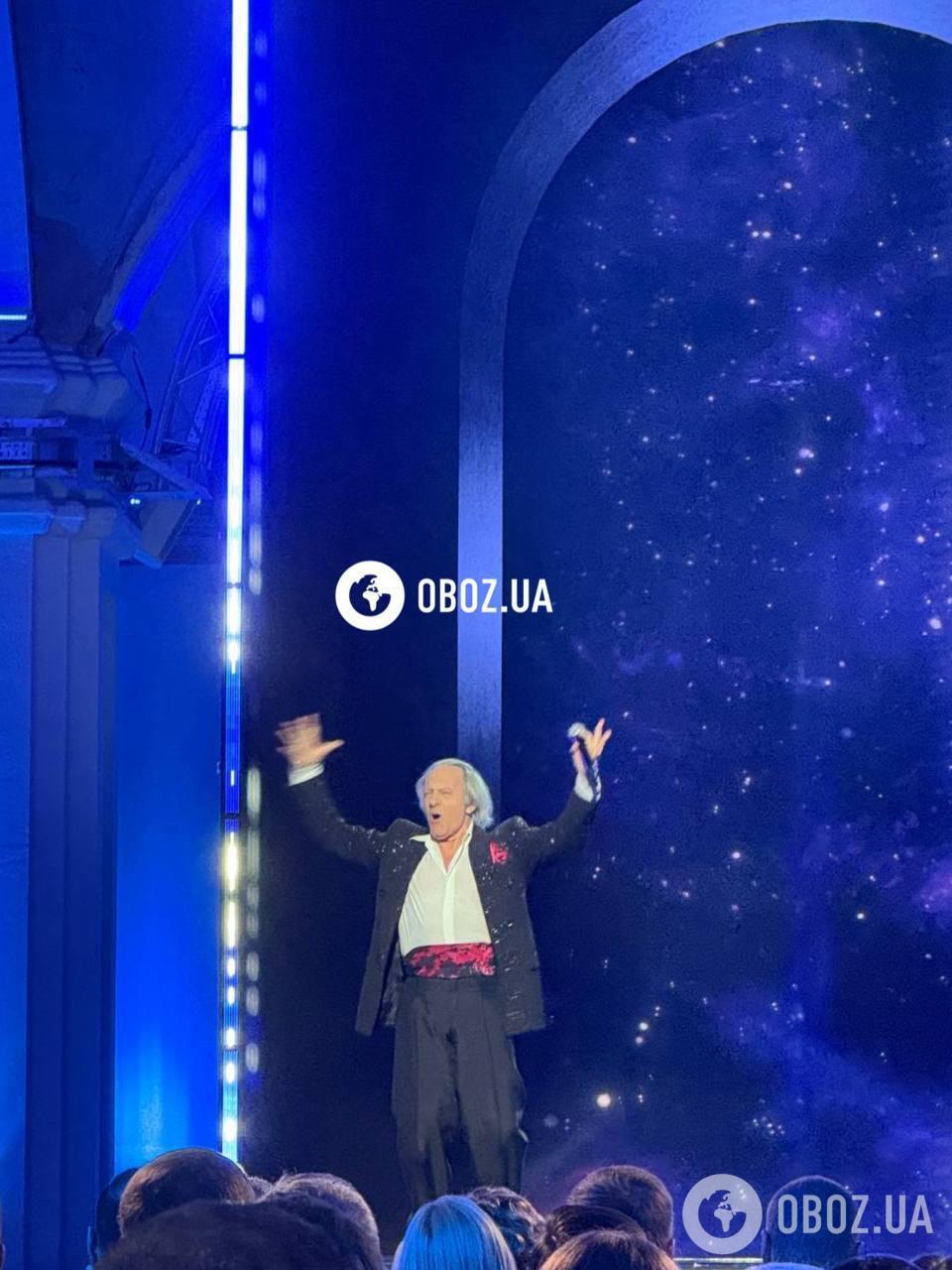 Приїхав з окопу і зірвав овації: старший син Василя Зінкевича вразив залу і президента потужною промовою на врученні "Національної легенди"