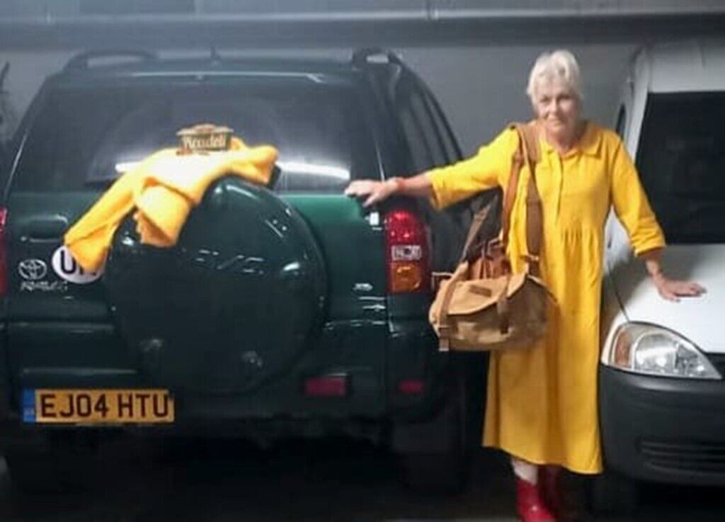 На Донеччині загинула волонтерка з Британії: її тіло не можуть евакуювати через бойові дії