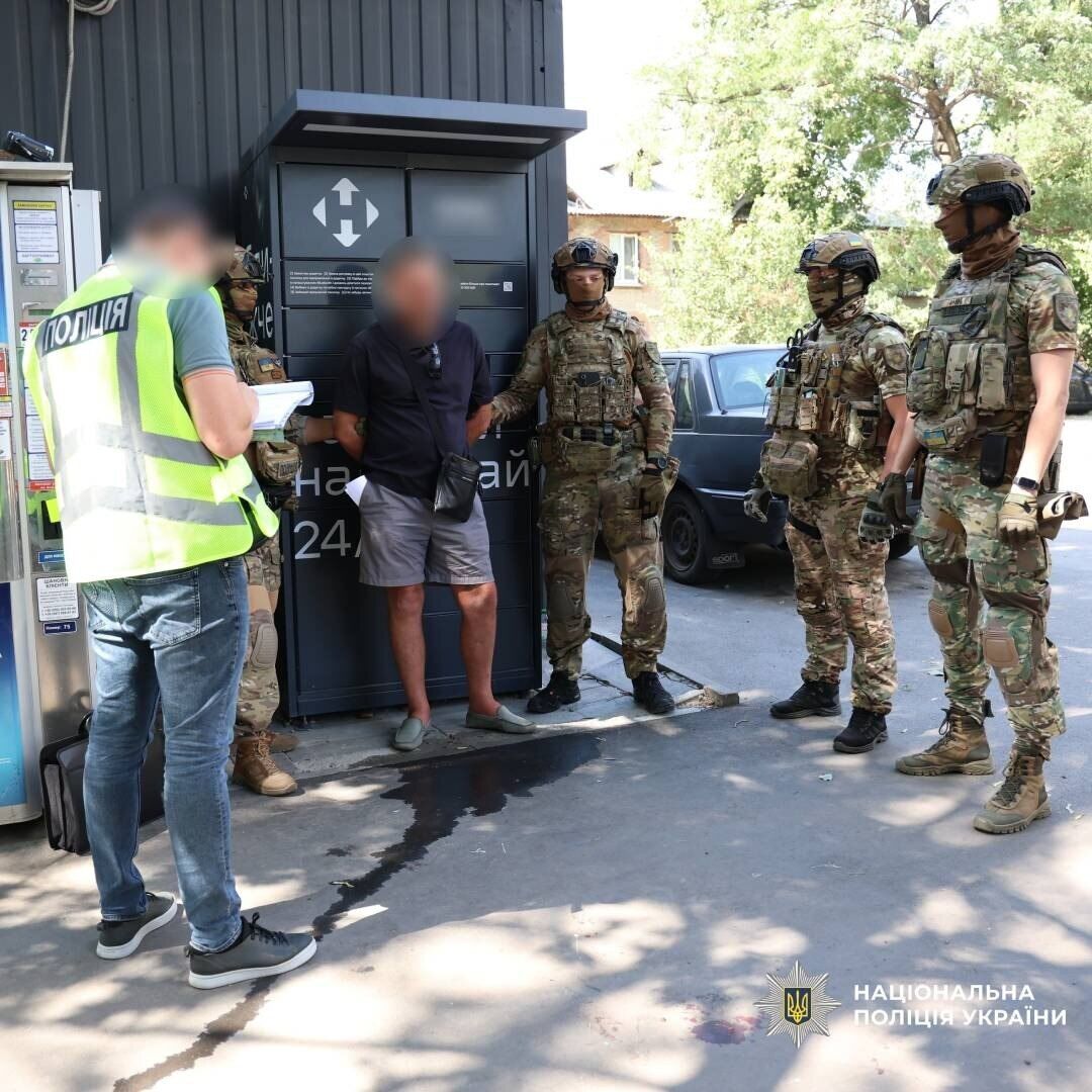 Связали и требовали деньги: на Харьковщине задержали нападавших на мать военнослужащего ВСУ. Фото