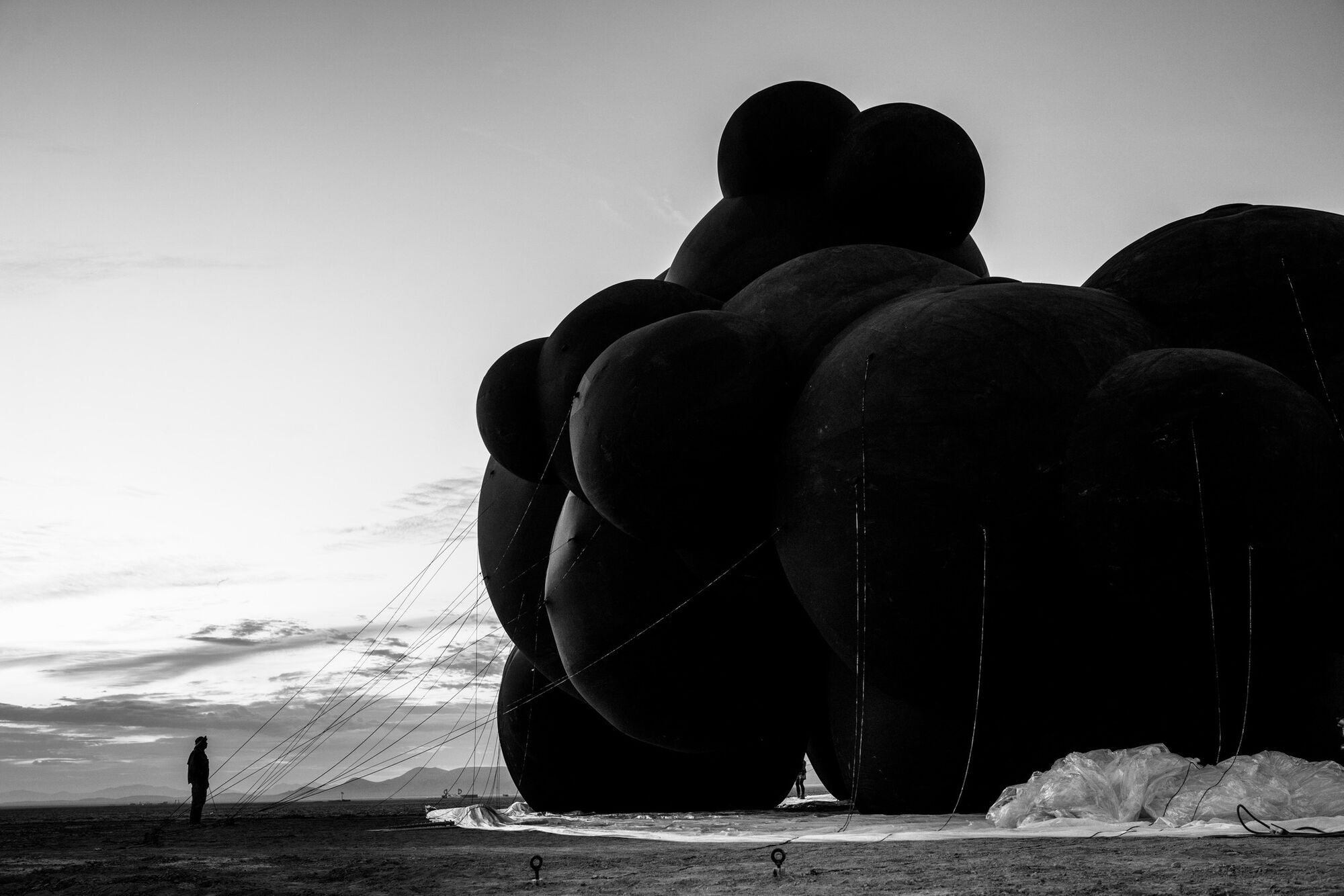 Український символ "початку третьої світової війни" не витримав бурі на фестивалі в США. Як це сталося і що означає