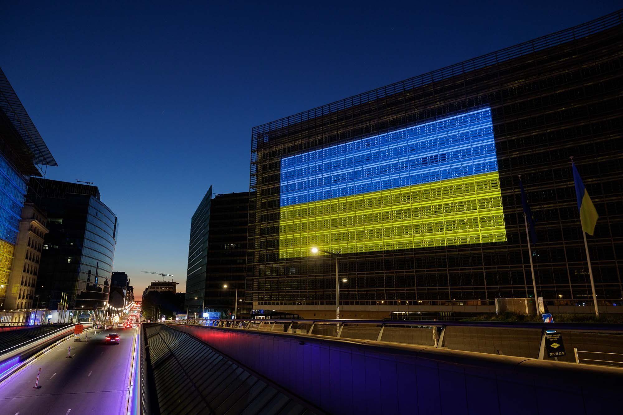 Украина отмечает День Независимости: поздравления раздаются со всего мира. Все детали, фото и видео