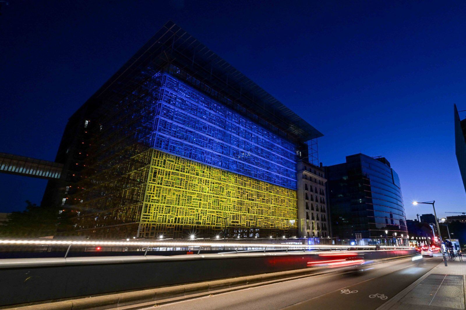 Украина отмечает День Независимости: поздравления раздаются со всего мира. Все детали, фото и видео