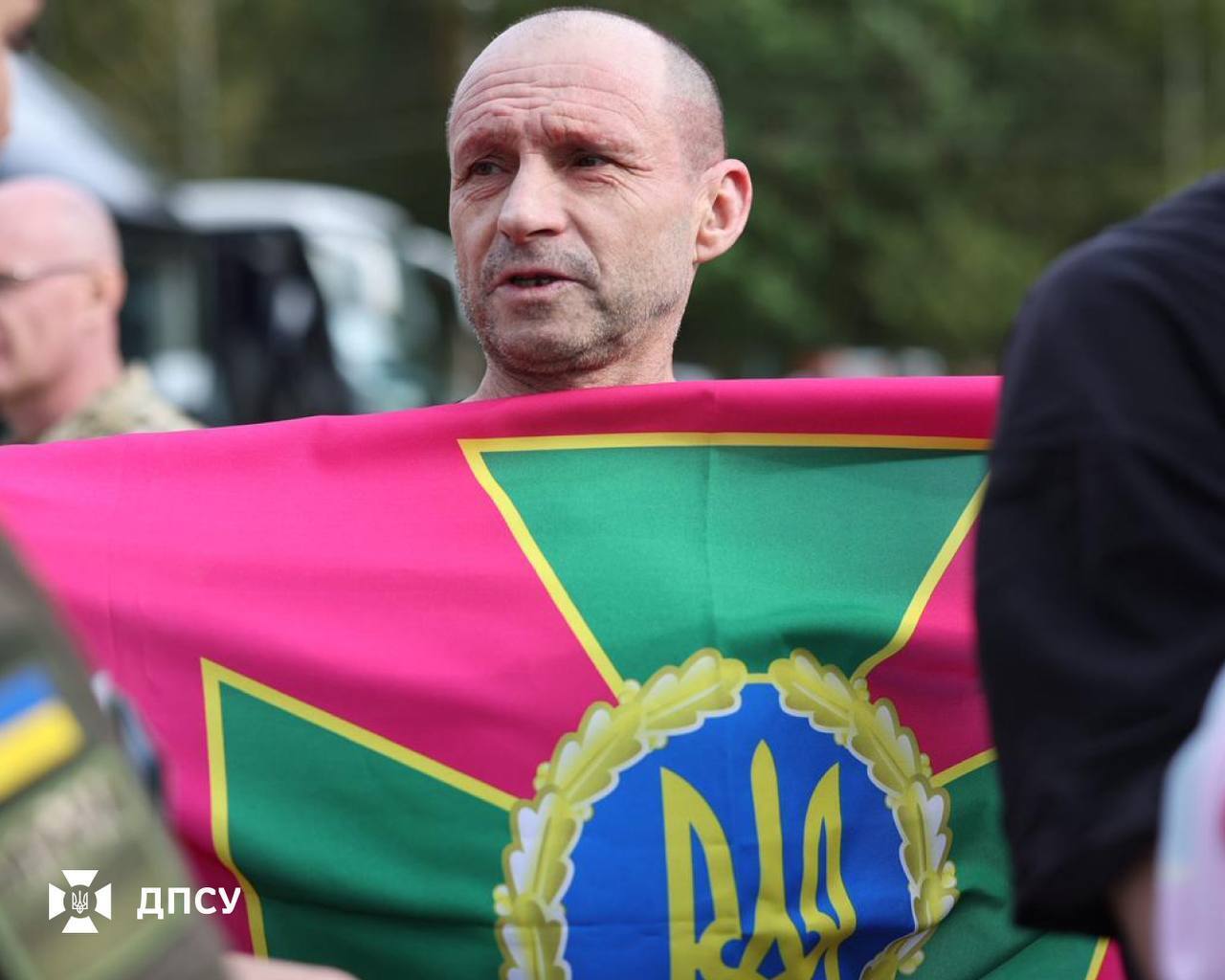 Україна та РФ провели обмін полоненими: повернулися військові й цивільні. Фото і відео