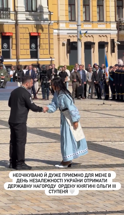 Джамала получила орден княгини Ольги от президента Зеленского и призналась, почему для нее эта награда важна