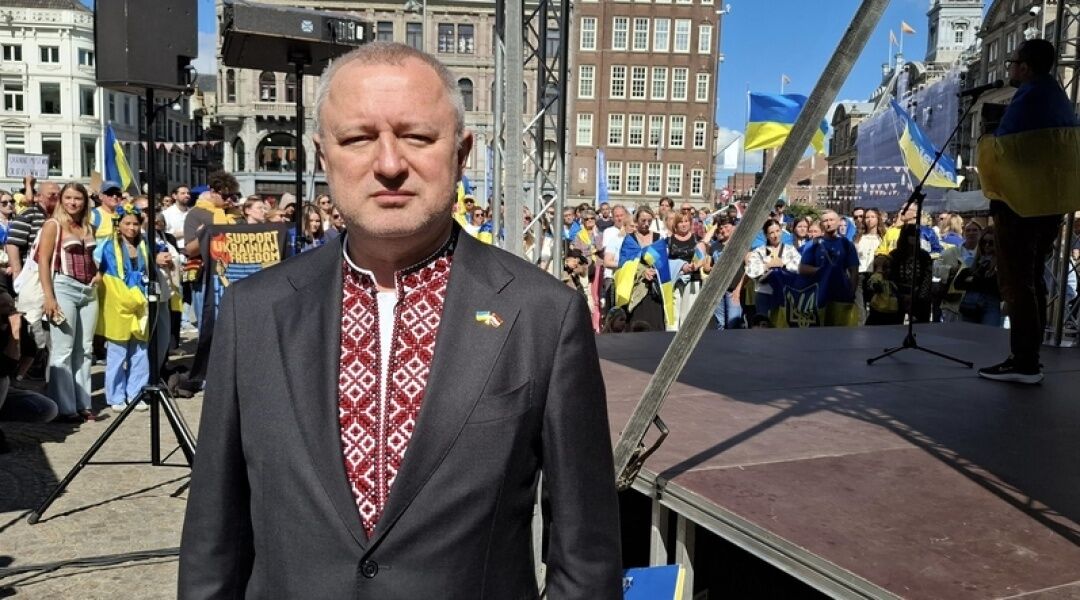 В Амстердамі пройшов мітинг до Дня Незалежності України: був присутній міністр оборони. Фото