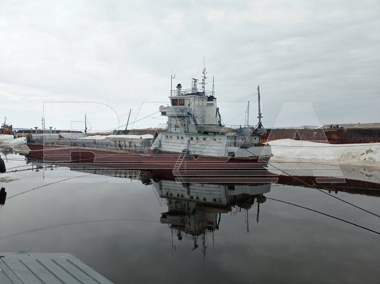 У Росії стався потужний вибух на танкері, який перевозив бензин: спалахнула пожежа