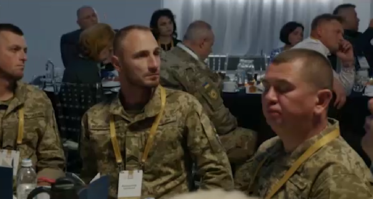 "Сегодня битва добра и зла продолжается": Зеленский обратился к участникам Национального молитвенного завтрака. Видео