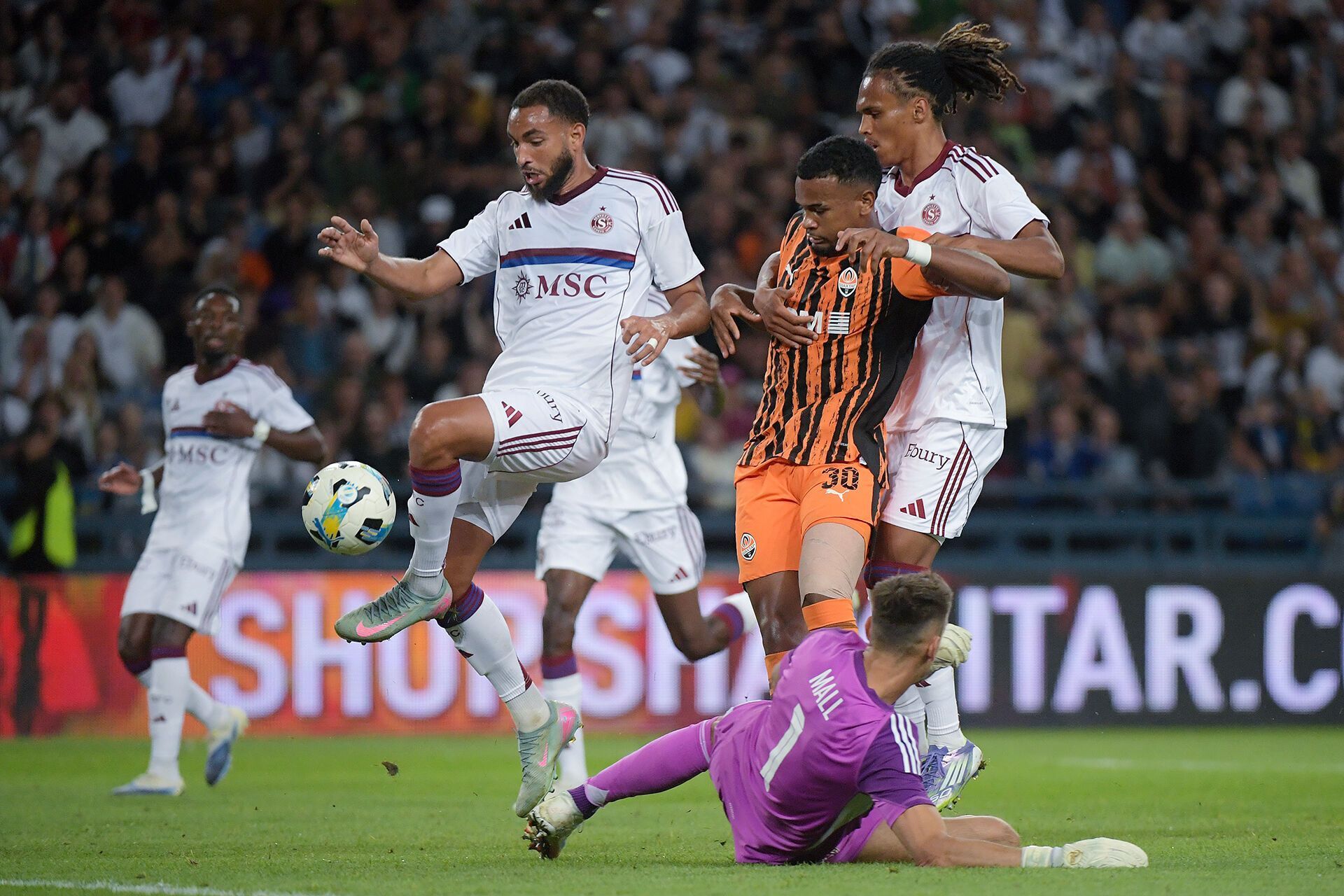 Где смотреть "Серветт" – "Шахтер": расписание трансляций финала квалификации Лиги конференций