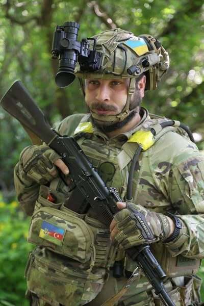 Отдал жизнь за Украину: на Киевщине попрощались с воином-азербайджанцем, который погиб в боях на Сумщине. Фото