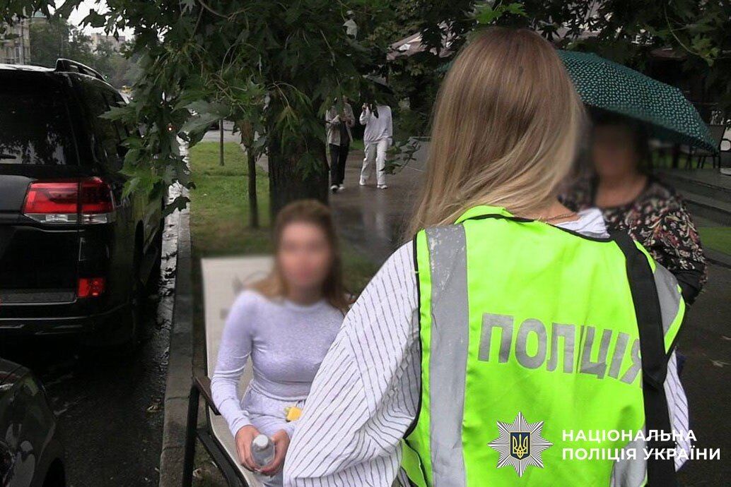 У Києві директорка за $19 тис. знімала ухилянтів з розшуку та бронювала у своїй фірмі. Подробиці, фото та відео