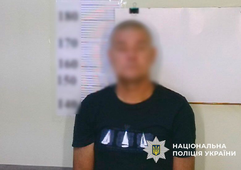 У Києві на Троєщині власник квартири під час сварки жорстоко вбив гостя. Подробиці та фото