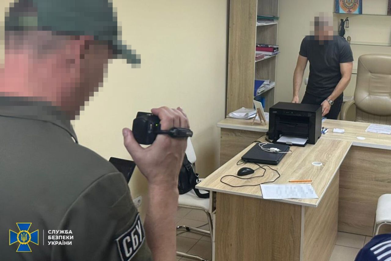 Продавали "довідки": СБУ та Нацполіція викрили у Запоріжжі "сімейний підряд" адвокатів, які займалися схемами для ухилянтів. Фото