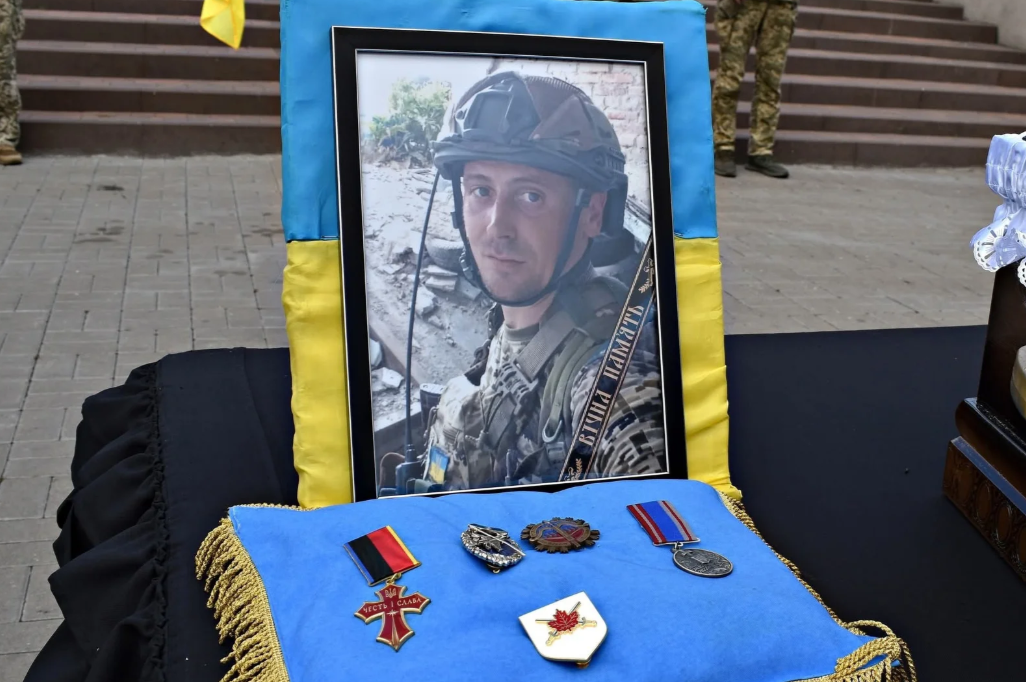 Був мужнім та витривалим воїном: на фронті загинув захисник з Київщини Вадим Луцик. Фото