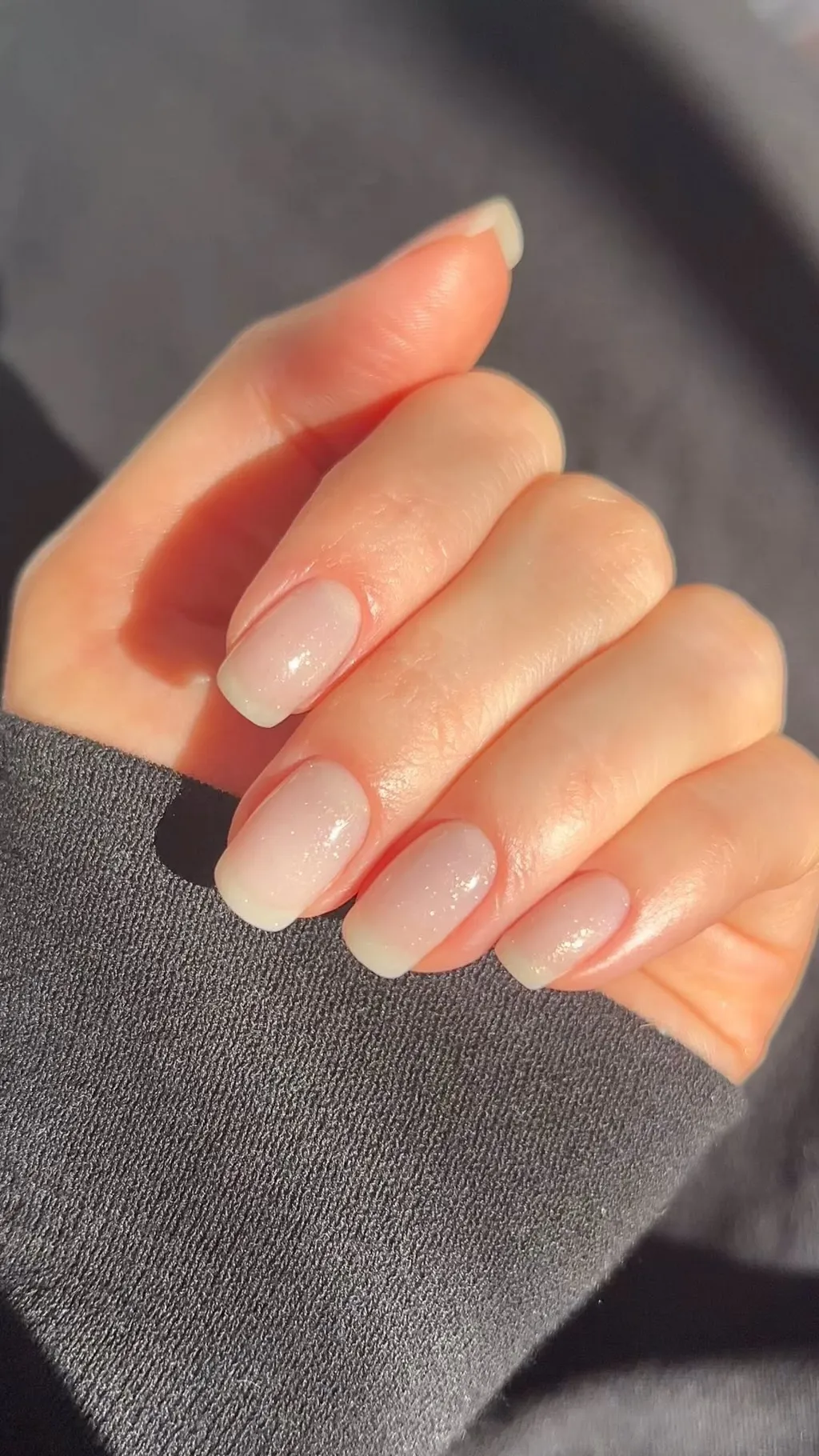 Какой маникюр омолаживает руки: есть несколько секретов