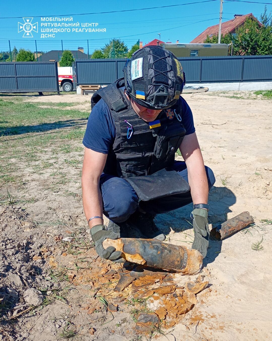 Під Києвом будівельники натрапили на вибухонебезпечну знахідку. Подробиці та фото
