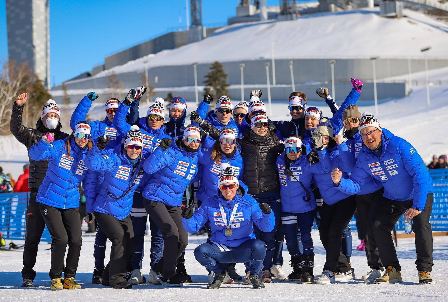 Чемпион мира по биатлону выстрелил из охотничьего ружья в лицо крестному. Что решил суд