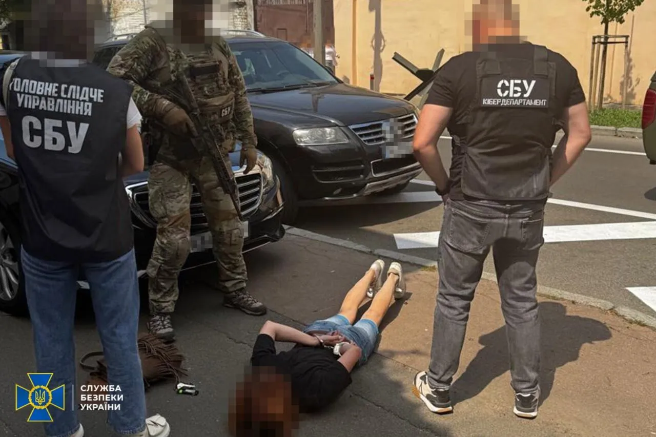 Готувала нові російські обстріли і теракти у Києві: СБУ затримала ворожу агентку. Фото