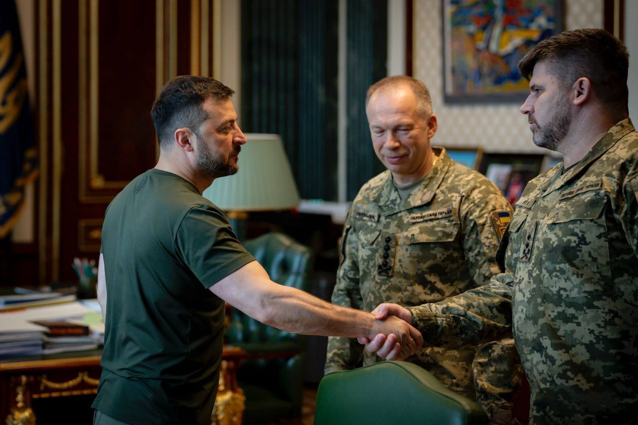 "Оборонная компонента гарантий безопасности должна быть детализирована": Зеленский провел совещание с военными и раскрыл детали. Фото