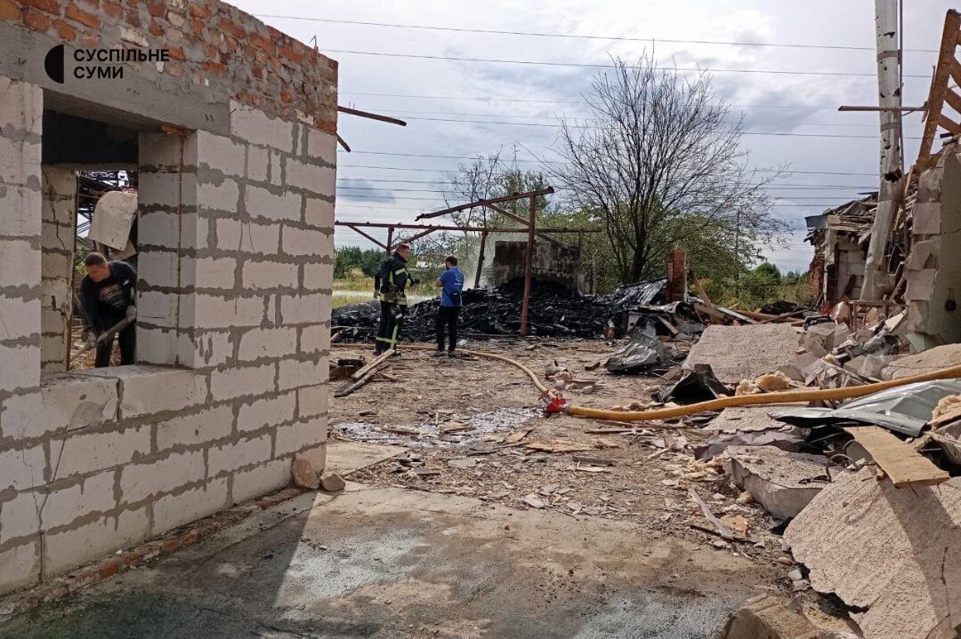 Оккупанты атаковали Сумскую область: три человека ранены, есть перебои со связью