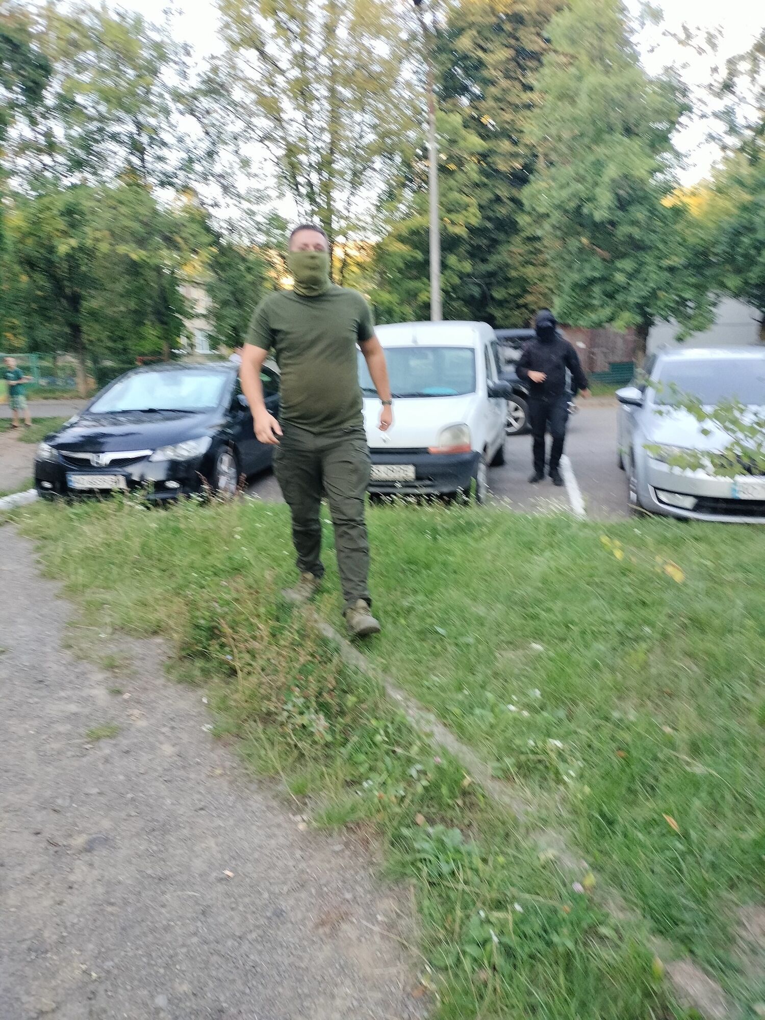 В Ужгороді затримали експоліцейського, навколо звільнення якого був скандал: що кажуть у ТЦК qzeiqqeiqzeiddehab