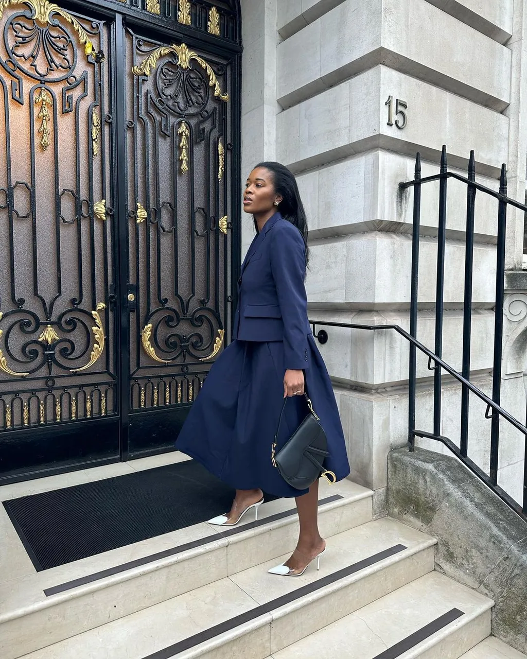 Выглядят дорого и собранно: модные цвета осени-2025